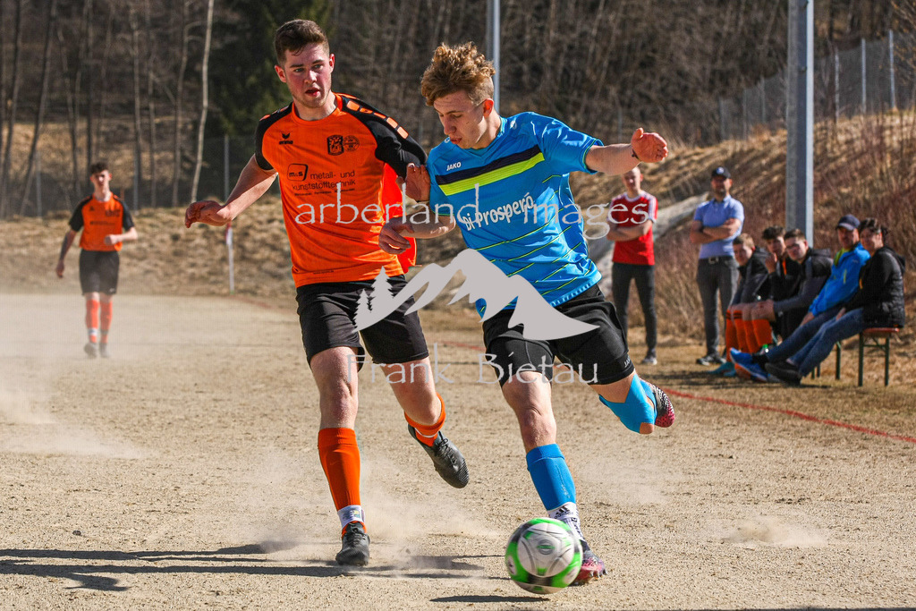 993T5174 | Medien- Sport- Entertainmentfotos