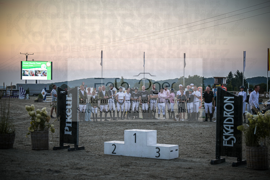 DOS_0070 | Entdecke hochwertige Reitturnierfotos von Foto Oger. Professionell, emotional und authentisch – jetzt Lieblingsmomente im Shop bestellen.Deutschlandweite Turnierfotografie. - Realisiert mit Pictrs.com