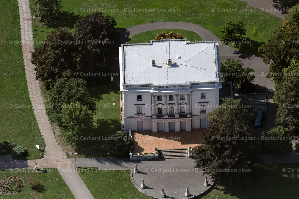 4041607 | Das Weiße Haus ist ein schlossartiges Gebäude im agra-Park in Markkleeberg