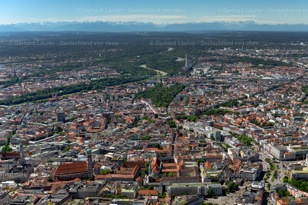 4031124 | MüNCHEN 12.06.2020 Stadtzentrum im Innenstadtbereich im Ortsteil Altstadt in München im Bundesland Bayern, Deutschland. Weiterführende Informationen bei: Landeshauptstadt München,  Stadtwerke München GmbH. // The city center in the downtown area in the district Altstadt in Munich in the state Bavaria, Germany. Further information at: Landeshauptstadt Muenchen,  Stadtwerke Muenchen GmbH. Foto: Gerhard Launer