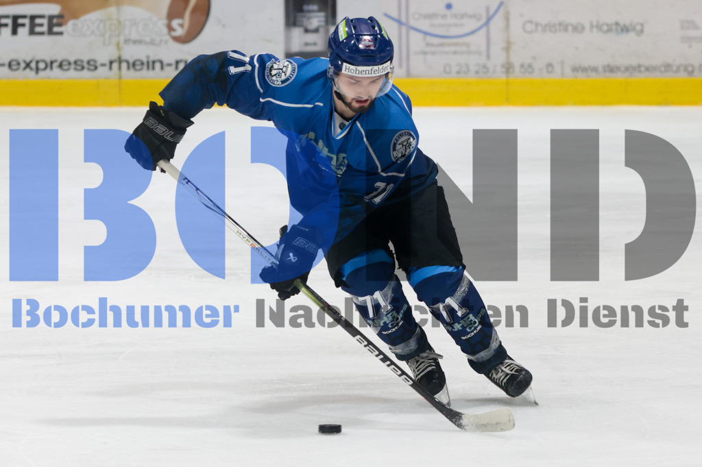 Benefiz-Eishockeyspiel der Polizei Bochum gegen die feuerwehr Duisburg {date} -  | {headline}



(Foto: Sebastian Sendlak / BOND)

 - Realisiert mit Pictrs.com