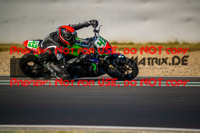 MaZZes_FotoMatrix_220624_9084 | TWINCUP