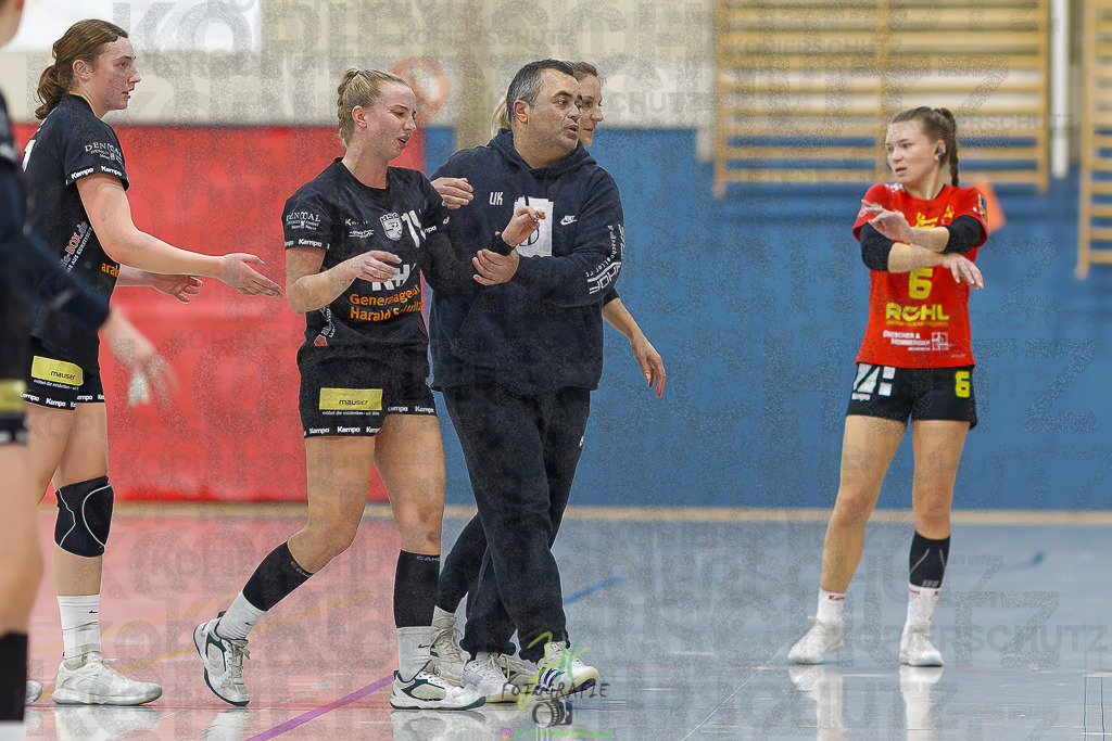 Frauen Regionalliga (HHV); HSG Wettenberg - HSG Twistetal | Frauen Regionalliga (HHV); HSG Wettenberg - HSG Twistetal am 08.11.2025 in Launsbach (Wettenberg) (Halle GS Launsbach (Wettenberg))Photo © 2025 - Jörg Heinrich - Realisiert mit Pictrs.com