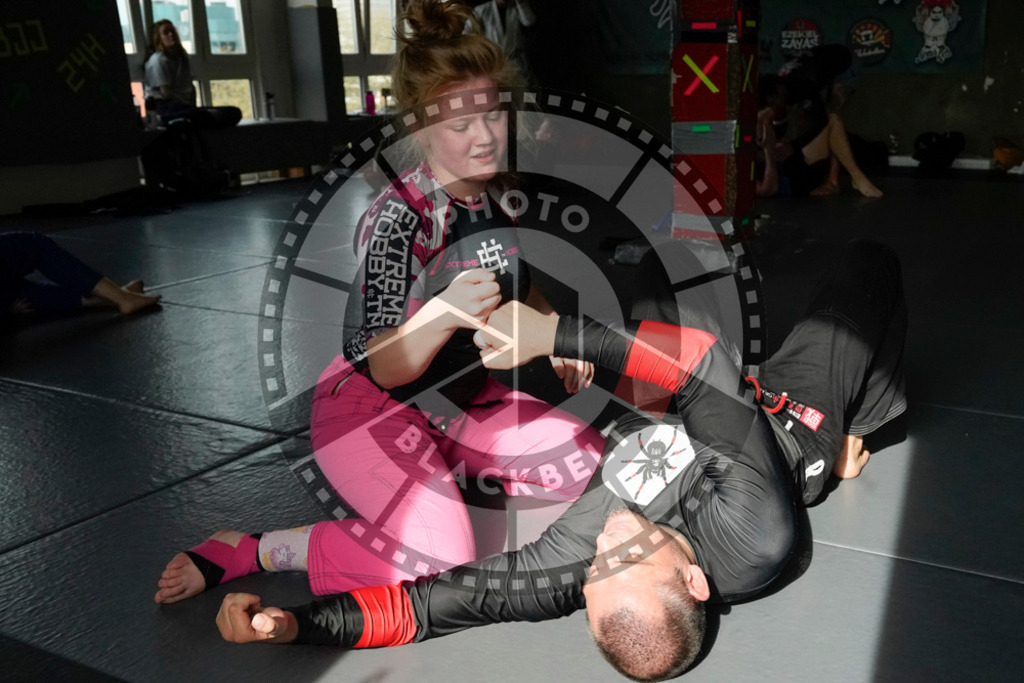 20240413PBB6266 | Fighters compete during the Grapplethon 24hours of rolling for a reason in Hamburg, Germany, on April 13, 2024.