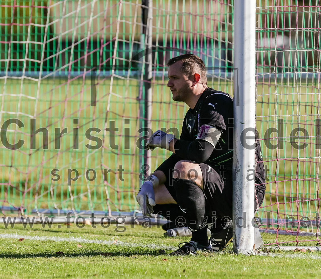 2023-10-22_034_SpVgg_Eichenkofen_gegen_SpVgg_Altenerding_II | Erding, Deutschland, 22.10.2023:
Fußball, A-Klasse 2023 / 2024, 12. Spieltag, SpVgg Eichenkofen gegen SpVgg Altenerding II, Endergebnis: 3:1

+a1+

Foto: Christian Riedel / fotografie-riedel.net