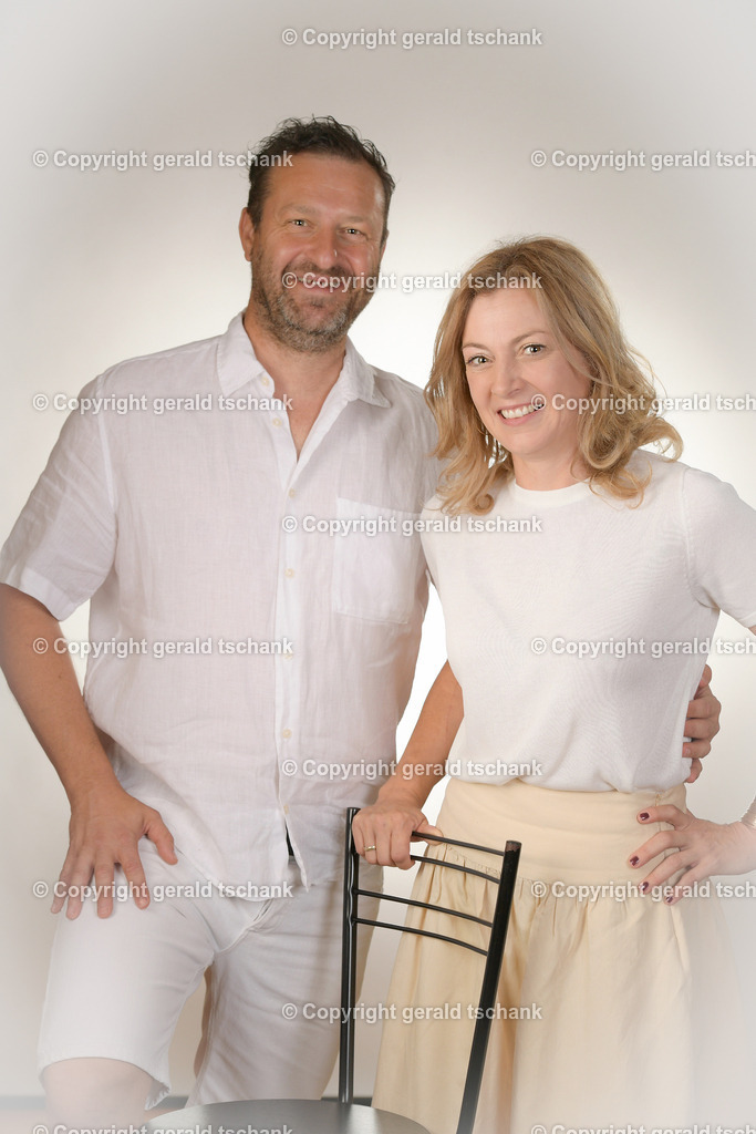 DSC_2060 | Wählen Sie hier bitte Ihr bestes Foto aus, mit diesem Bild wird Ihr Set produziert. Sollten Sie kein Bild wählen oder mehrere suchen wir das Beste aus!