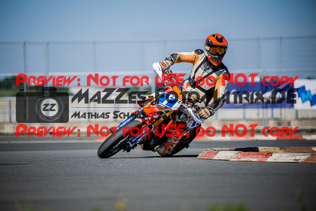 MaZZes_FotoMatrix_220903_0996 | S3