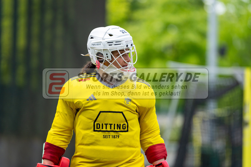 HK_20240511_100746 | 1.Bundesliga Damen Düsseldorfer HC - Harvestehuder THC am 11.5.2024 Düsseldorfer HC, Düsseldorf , Krüger Rosa Torfrau ( Harvestehuder THC #32 )
