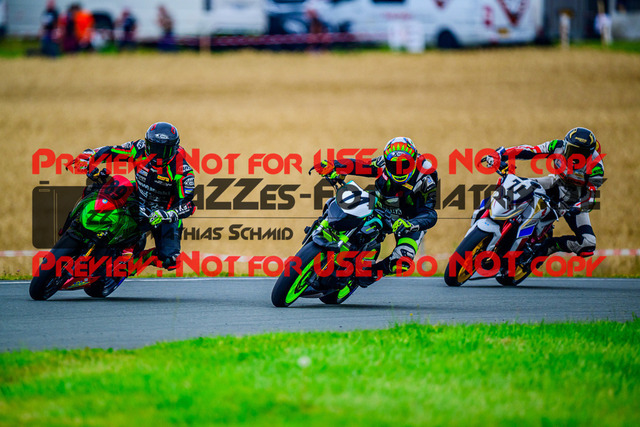 MaZZes_FotoMatrix_240727_6007705_2076 | TWIN