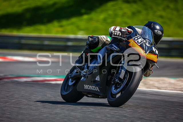 0083-240812_SB-021_83 | Deine Full-Service-Agentur für ✔️Videoproduktionen und ✔️Motorsportfotografie Jetzt Angebot anfragen!