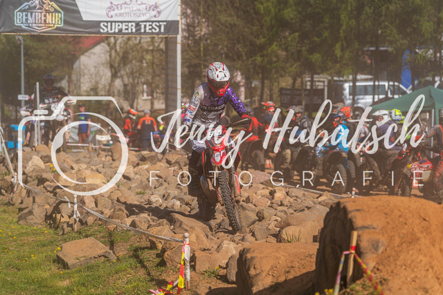 JHF.ECHT.4h.Samstag546 | jennyhubatsch-endurofotografie
