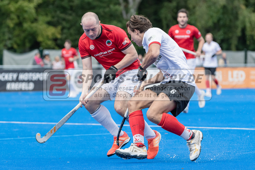 HK_20230923_104444 | 1. Bundesliga Herren Crefelder HTC - TSV Mannheim am 23.9.2023 CHTC, Krefeld , van Laak Max ( Crefelder HTC #5 ) , David Jehn ( TSV Mannheim )