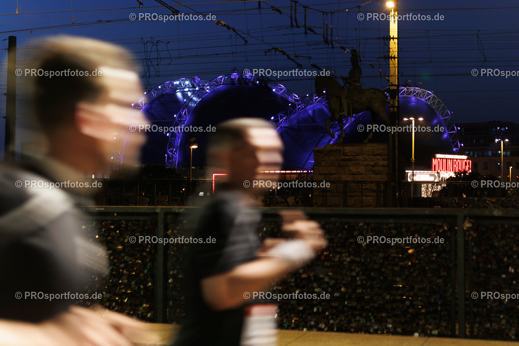 21. Nachtlauf des ASV Köln; Köln, 08.05.24 | Impressionen vom 21. Nachtlauf des ASV Köln am 08.05.24 in der Altstadt von Köln (Deutschland). Foto: BEAUTIFUL SPORTS/Bernd Hoffmann