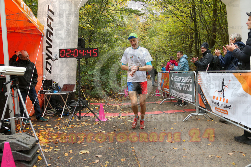 251026_1206_EX1_9892 | Sportfotografie im Rhein-Sieg Kreis, Köln, Bonn, NRW, Rheinland Pfalz, Hessen, etc. Unser Tätigkeitsfeld umfasst den Laufsport vom Volkslauf über den Marathon, Duathlon, Triathon bis zum Ultralauf wie Kölnpfad Ultra oder Schindertrail.