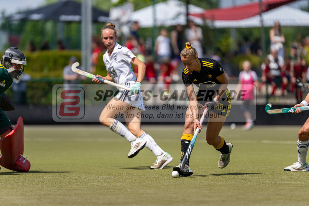 HK_20240511_100650 | 1.Bundesliga Damen Düsseldorfer HC - Harvestehuder THC am 11.5.2024 Düsseldorfer HC, Düsseldorf , Maren Kiefer ( Harvestehuder THC #44 )