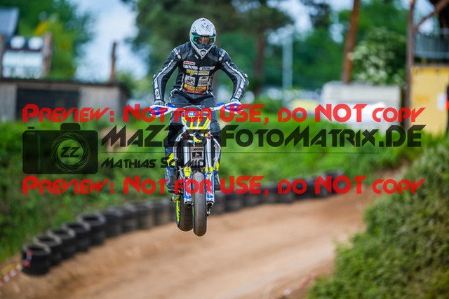 MaZZes_FotoMatrix_220528_7520 | Fotograf Mathias Schmid
Sportfotograf,
Eventfotograf,
Hochzeitsfotograf,
Portraitfotograf