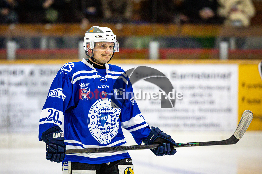SC Forst NATURE BOYS gegen ESC Hassfurt HAWKS | Eishockey Landesliga Herren Playoffs 2024/25 - Spiel 2 von 4, SC Forst NATURE BOYS gegen ESC Hassfurt HAWKS, 20250222,Thomas PTOK (Nature Boyz 20) Portrait,2025-02-22 in Peißenberg (Eisstadion Peißenberg)Thomas PTOK (Nature Boyz 20)Copyright: WolfgangxLindner foto-lindner.de