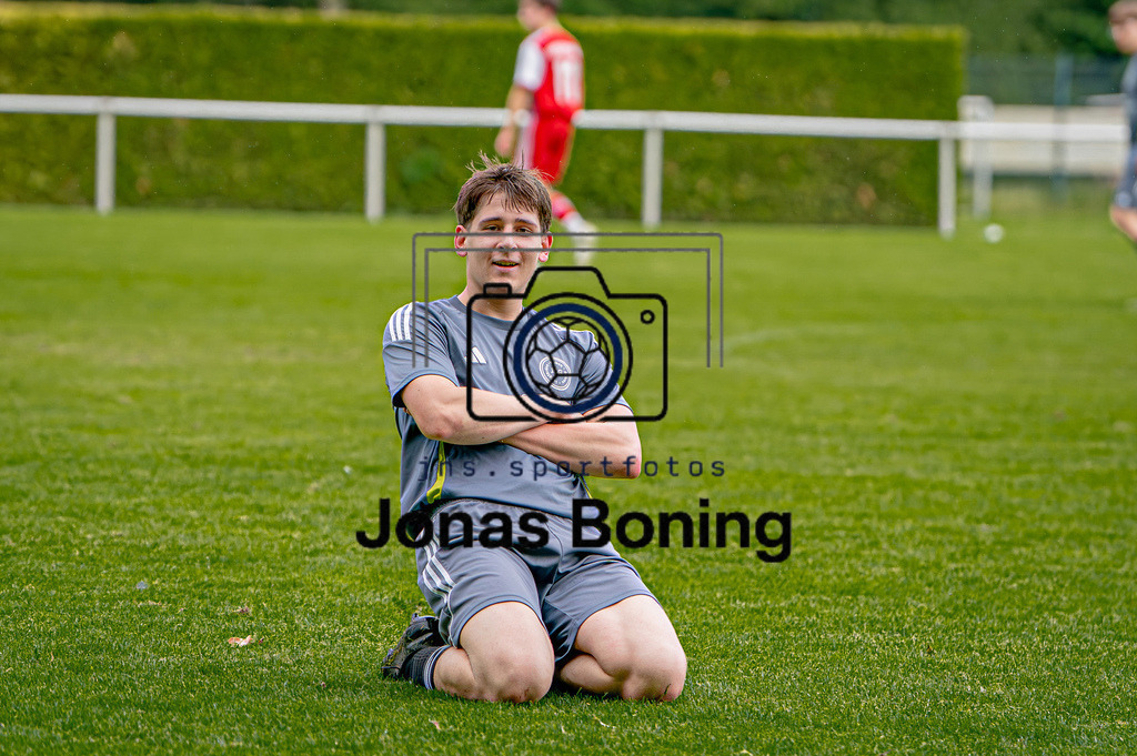 MEISTERVILABÜ0046 | jns.sportfotos - Realisiert mit Pictrs.com