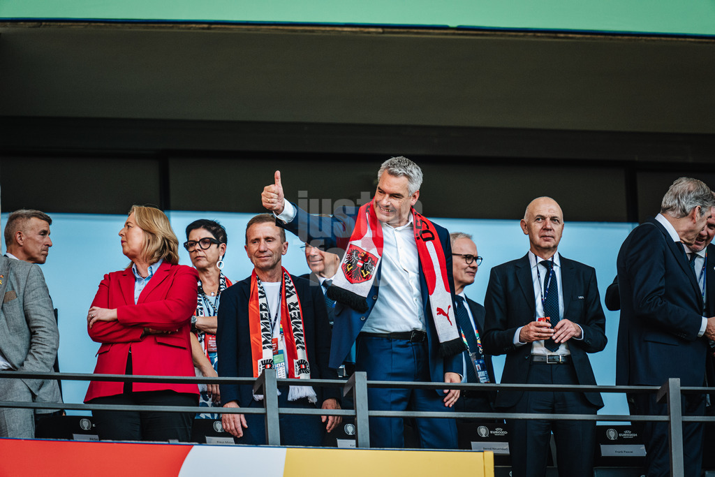 Fußball | Herren | UEFA-Fußball-Europameisterschaft 2024 | Gruppe D | Niederlande vs. Österreich | 25.06.2024 | Karl NehammerÖsterreichischer Bundeskanzler