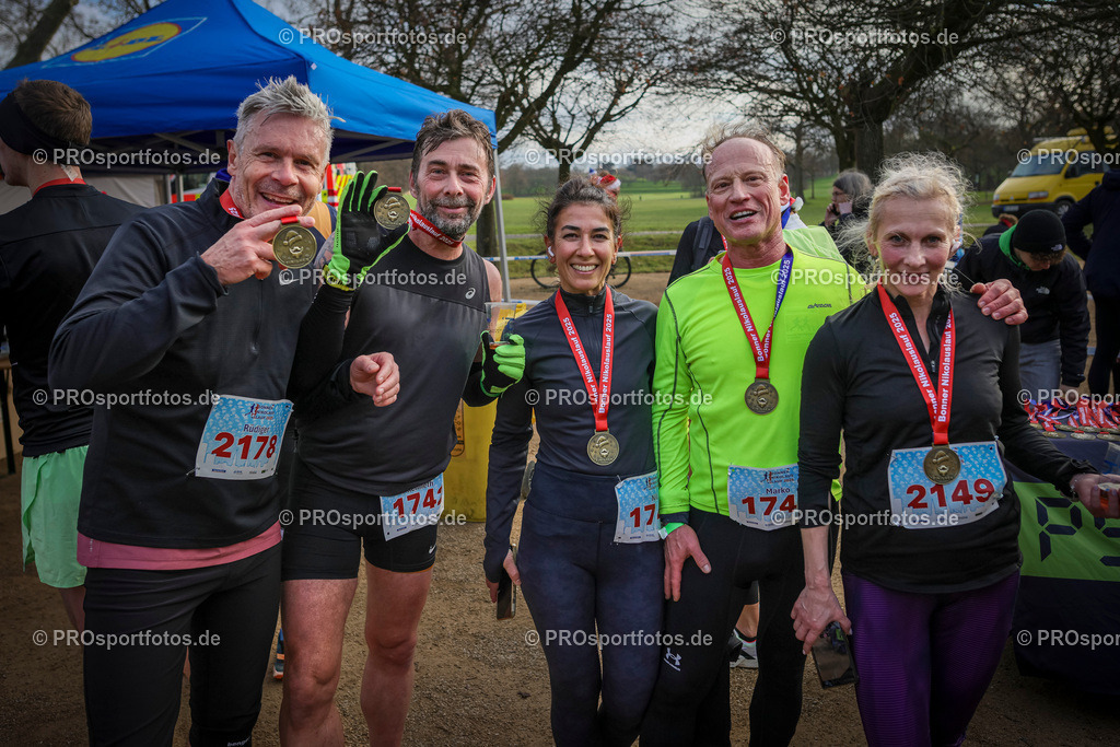 6. Bonner Nikolauslauf; Bonn, 14.12.2025 | Impressionen vom 6. Bonner Nikolauslauf am 14.12.2025 in Bonn (Nordrhein-Westfalen). 