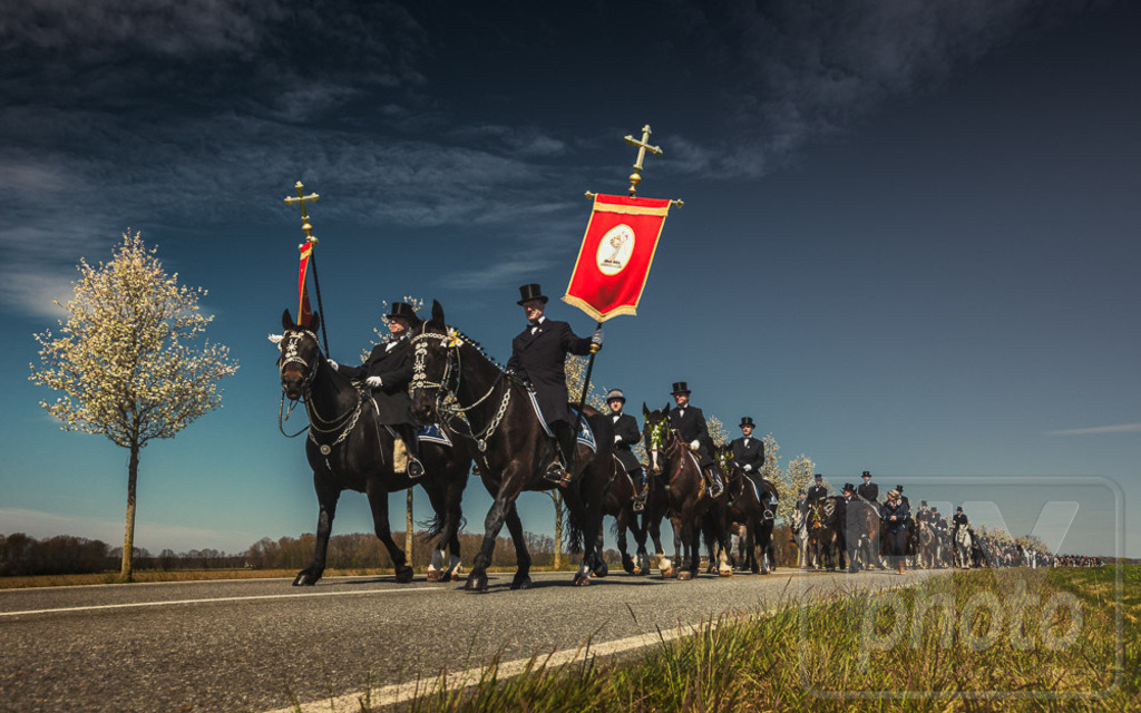 GM_20220417_191006_Canon EOS 5D Mark IV_GMHY9315_RAW_sRGB | Webshop der Firma HY-photo, bietet Fotos und Fotoprodukte vorrangig mit Motiven aus Hoyerswerda und Umgebung, aber auch weltweit. Fotograf: Gernot Menzel - Realisiert mit Pictrs.com