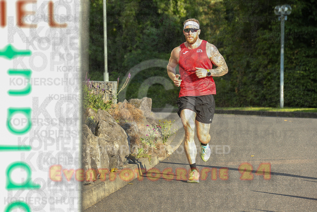 250801_1911_EX1_7259 | Sportfotografie im Rhein-Sieg Kreis, Köln, Bonn, NRW, Rheinland Pfalz, Hessen, etc. Unser Tätigkeitsfeld umfasst den Laufsport vom Volkslauf über den Marathon, Duathlon, Triathon bis zum Ultralauf wie Kölnpfad Ultra oder Schindertrail.