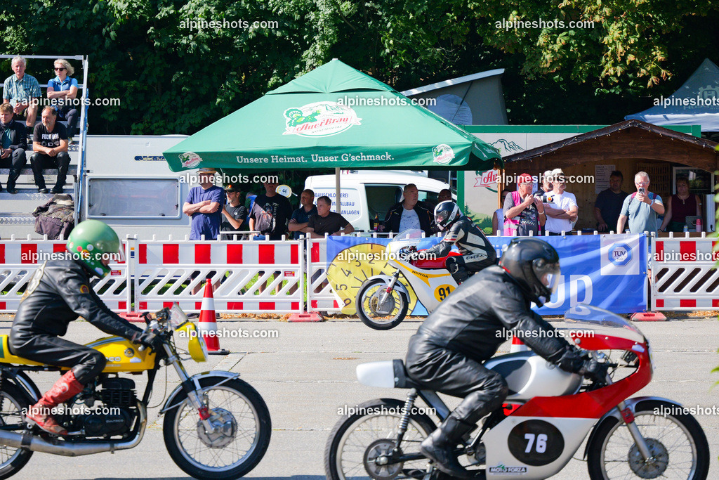 P1025815 | Erleben Sie atemberaubende, hochqualitative Fotos Ihrer Fahrt entlang der malerischen Alpenstraßen. Besuchen Sie alpineshots.com, um professionelle Aufnahmen Ihrer unvergesslichen Reise zu finden und zu kaufen - Realisiert mit Pictrs.com