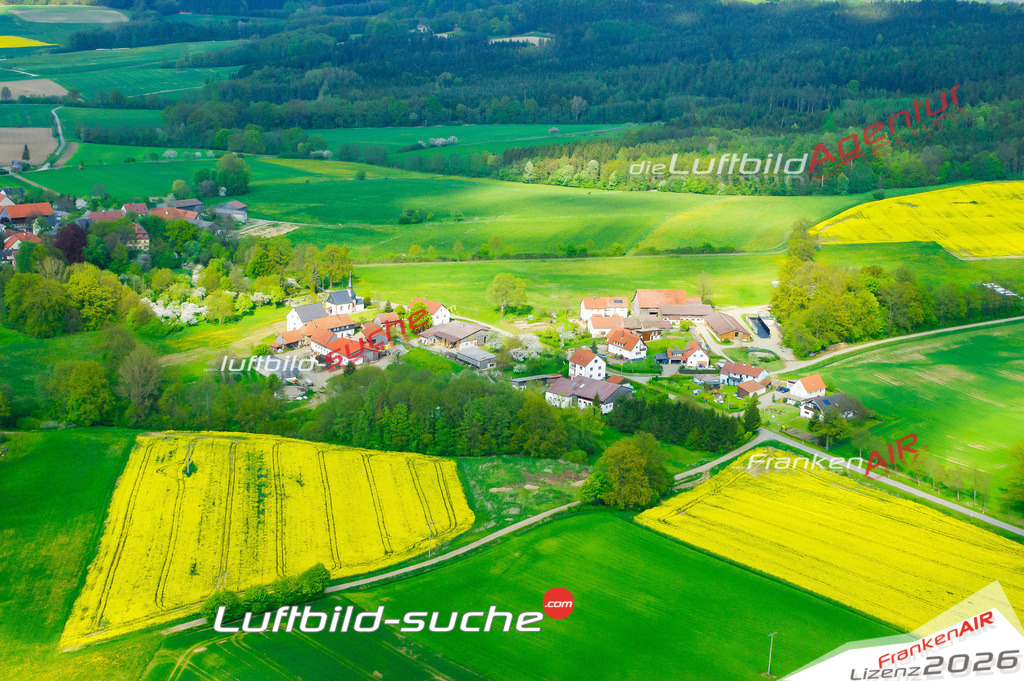 Die Luftaufnahme Weides - Küps wurde vom UL-Flugzeug (keine Drohne) aus fotografiert.Hohe Druck- Auflösung-die Geschenkidee!