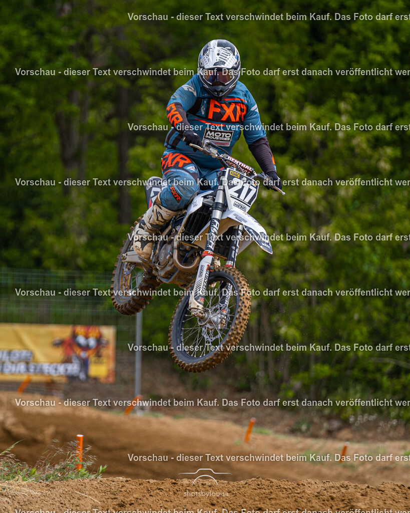 05_17_GroßGlienicke_clubsport-9691 | Sportfotografin aus Berlin-Brandenburg mit Fokus auf Motocross. Ich halte deine sportliche Leistung und echte Emotionen auf und neben der Strecke professionell fest. Entdecke die Fotos von deinem Rennen und bestelle sie direkt hier im Shop.