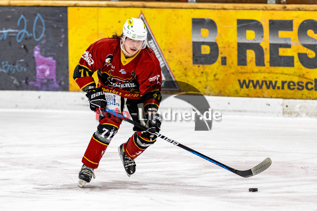 Bayernliga Eishockey Meisterrunde, TSV Peißenberg "Miners" gegen EHC Königsbrunn "Pinguines" am 17.2.23 in Peißenberg | Bayernliga Eishockey Meisterrunde, TSV Peißenberg "Miners" gegen EHC Königsbrunn "Pinguines" am 17.2.23 in Peißenberg