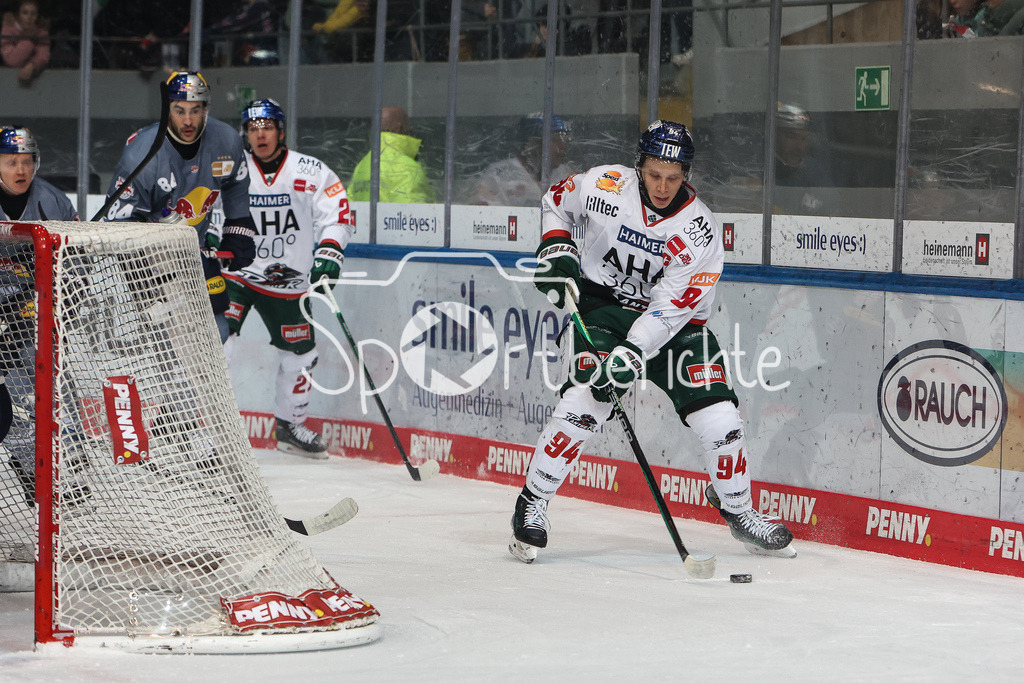 EHC München - Augsburger Panther | am Puck Anrei HAKULINEN (AEV #94)