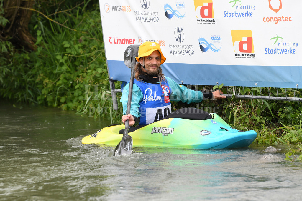 ICF CANOE FREESTYLE WORLD CUP 1 / PLATTLING | 2024 ICF CANOE FREESTYLE WORLD CUP 1 / PLATTLINGMen's Kayak Surface Final Bartosz CZAUDERNA (Poland) #49 - Realisiert mit Pictrs.com