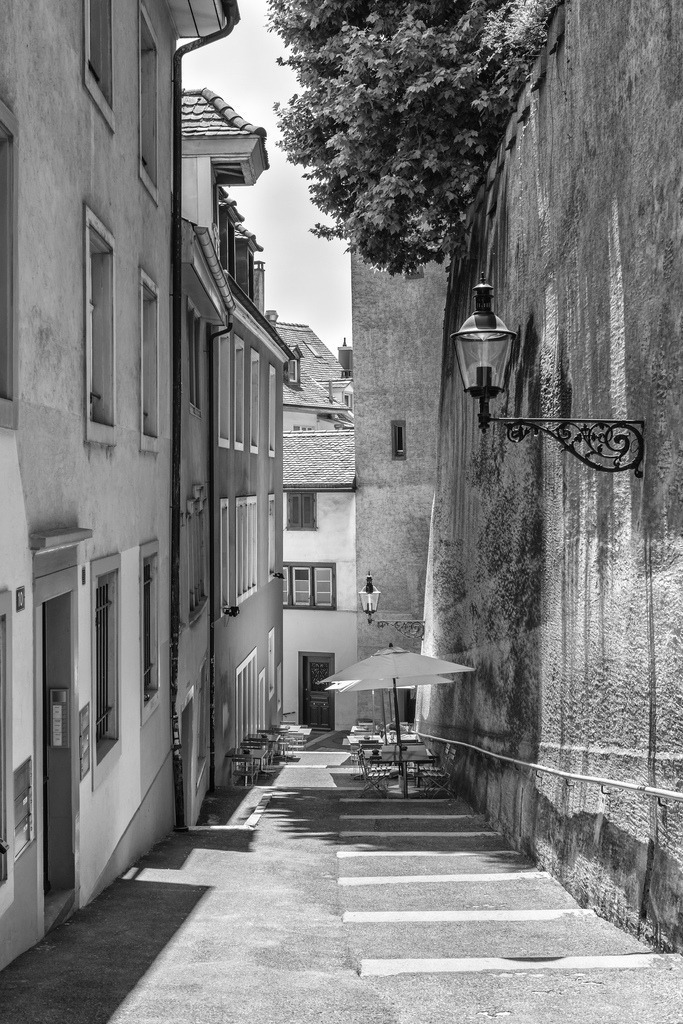 Lohnhofgässlein | Das Lohnhofgässlein in der Basler Altstadt. - Realisiert mit Pictrs.com