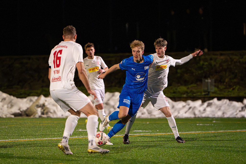 Fußball I Herren I Saison 2025-2026 I Freundschaftsspiel I BW Lohne - TuS Bersenbrück I 2469 | jns.sportfotos - Realisiert mit Pictrs.com
