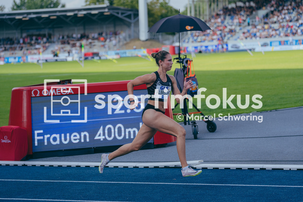 Deutsche Meisterschaften der Frauen und Männer 2026 | Sophie Albrecht, Sportclub Magdeburg, 400 Meter Hürden, Halbfinale, Deutsche Meisterschaften der Frauen und Männer 2026, Lohrheidestadion Bochum-Wattenscheid, 25.07.2026. Foto: Marcel Schwering / sportimfokus - Realisiert mit Pictrs.com