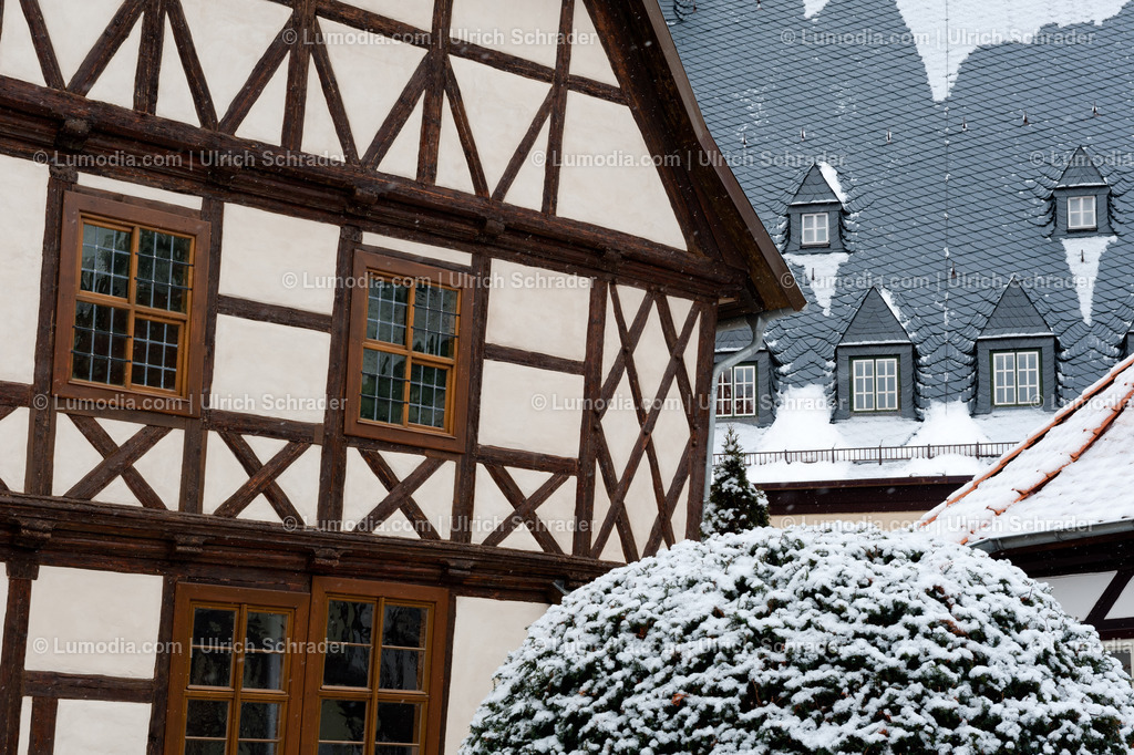 100491-3253 - Das Schiefe Haus _ Wernigerode | Stockfoto und Bilderpool mit Bildmaterial aus Deutschland, dem Harz, Halberstadt, Quedlinburg, Wernigerode und weltweit. Qualitativ hochwertige und professionelle Fotos anschauen und kaufen. - Realisiert mit Pictrs.com