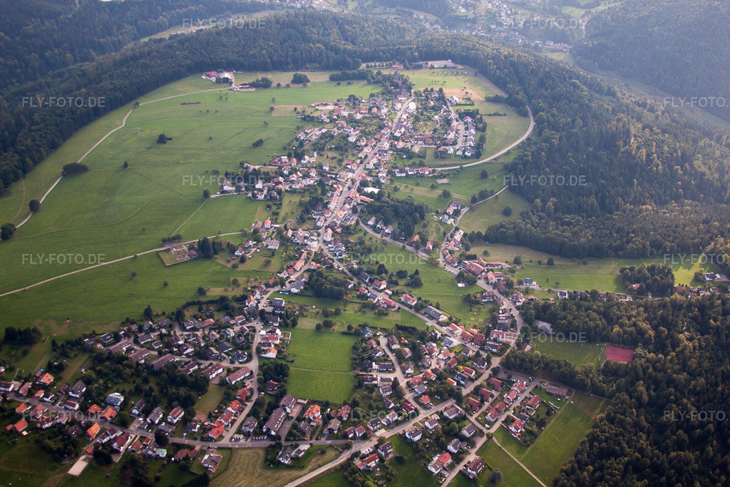 Luftbild: Bergstr im Ortsteil Rotensol in Bad Herrenalb im Bundesland Baden-Württemberg in Deutschland.Foto: IMG_53163.jpg vom 09.09.2012 durch Werner Riehm/FLY-FOTO.deAuflösung des Originals: 4752 x 3168 px