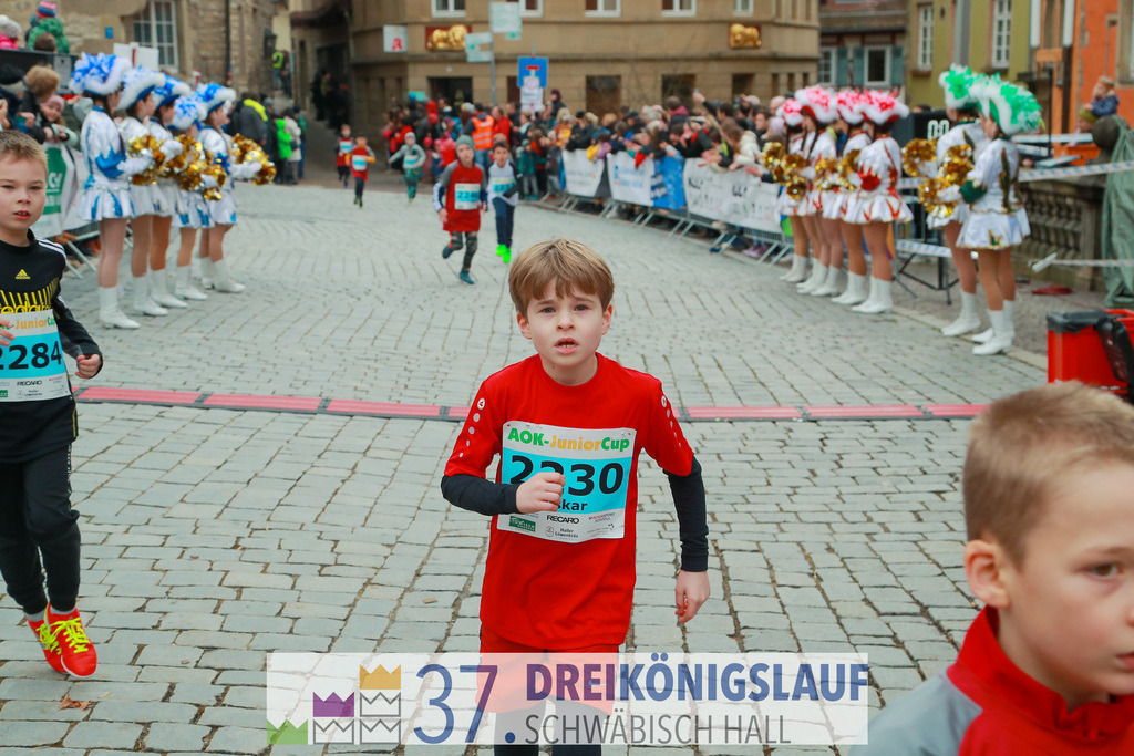 AOK JuniorCup 400m | 3Koenigslauf 2023 - Realisiert mit Pictrs.com