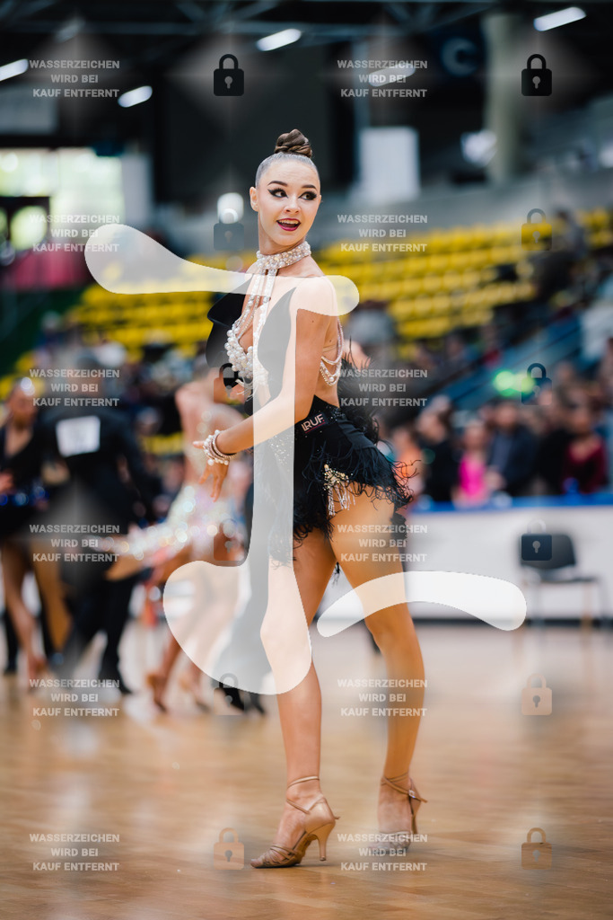 Hessen Tanzt WDSF International Open Latin 34th (34) Yevgen Golovchenko _ Evita Badt (Schwarz-Weiß-Club Pforzheim)-2025-05-18-3924 | Webshop for digital downloads and prints of dance sport, event & show photographer Julian Link - Realisiert mit Pictrs.com