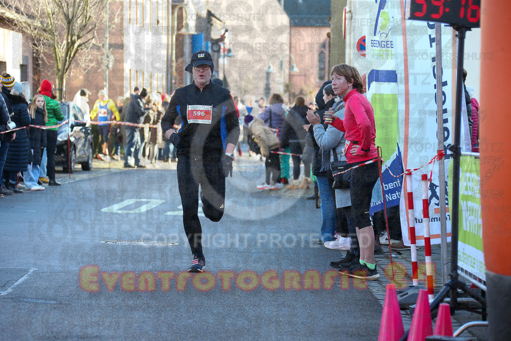 241201_1235_EX1_2783 | Sportfotografie im Rhein-Sieg Kreis, Köln, Bonn, NRW, Rheinland Pfalz, Hessen, etc. Unser Tätigkeitsfeld umfasst den Laufsport vom Volkslauf über den Marathon, Duathlon, Triathon bis zum Ultralauf wie Kölnpfad Ultra oder Schindertrail.