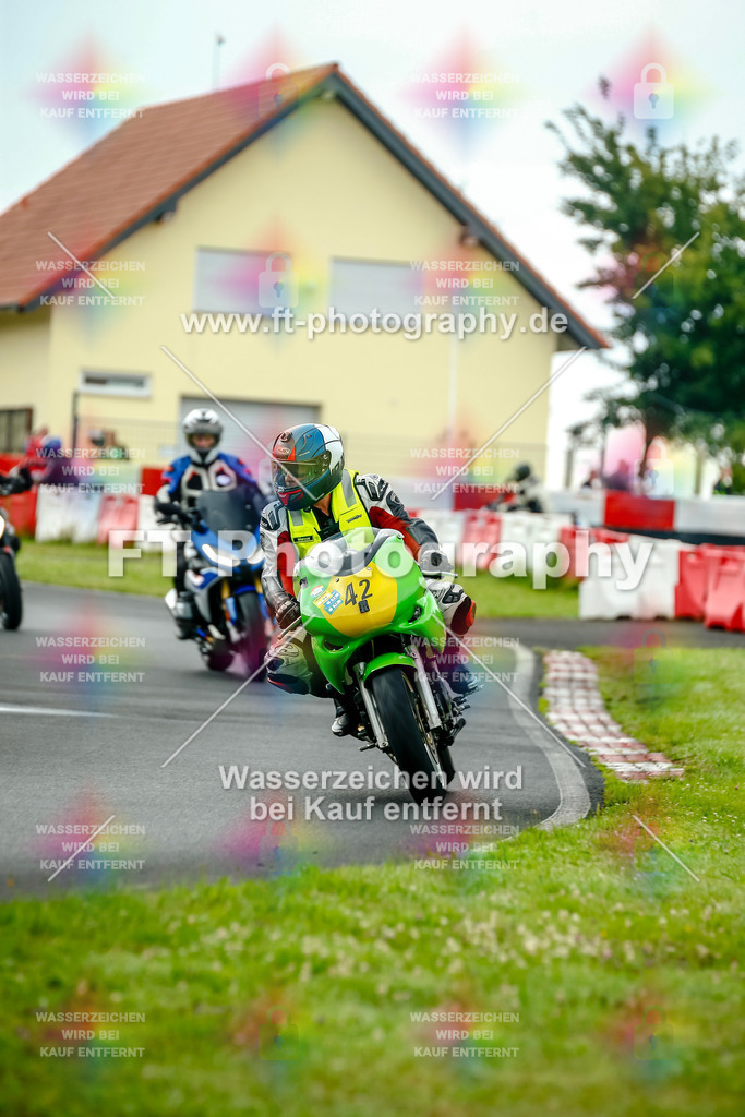 VBK-4045 | Hier findet Ihr Bilder von Touristenfahrten auf der Nürburgring Nordschleife oder von anderen Veranstaltungen die ich besucht habe. Viel Spass beim Durch Schauen 
