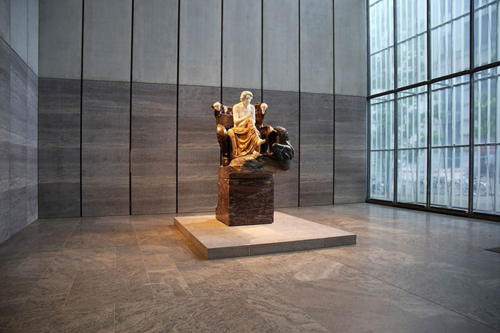 Museum der bildenden Künste - Beethoven-Skulptur von Max Klinger | Entdecke über 20 Kategorien Leipzig-Motive: Foto-Downloads, hochwertige Poster, Leinwand- & Fine-Art-Prints. Jetzt Lieblingsfoto im Bildlexikon Leipzig Shop bestellen!