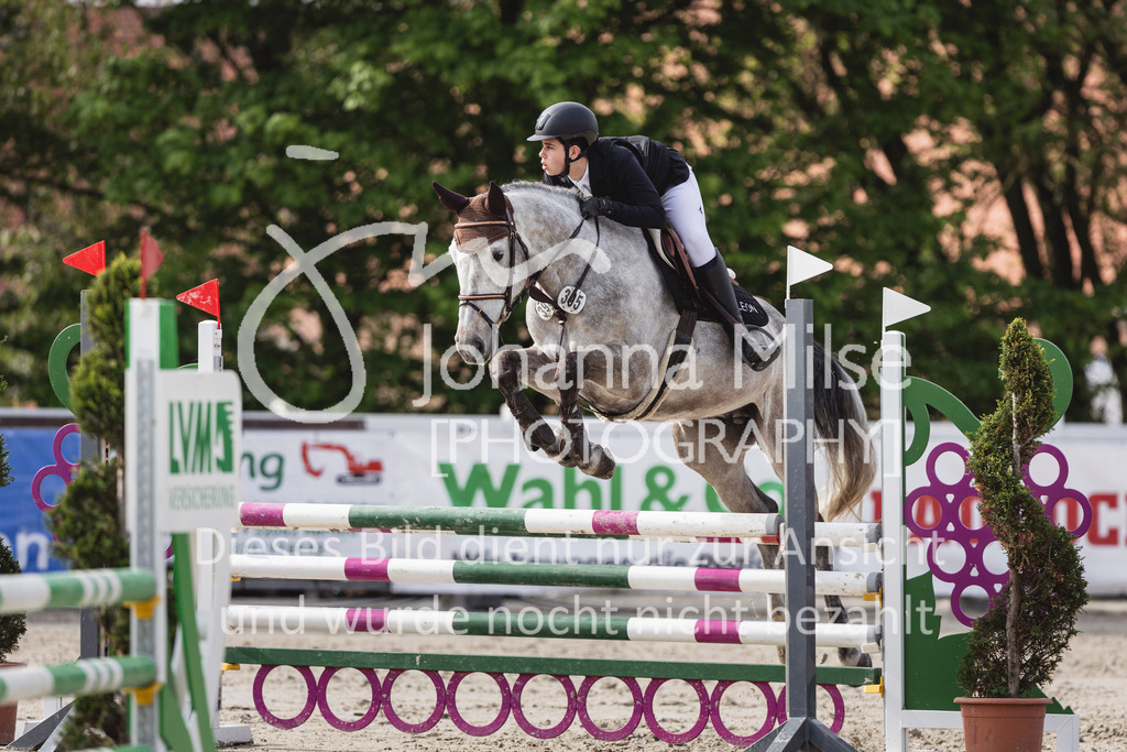 260510_PfSpTa_3_A2-Spr-312 | Deine schönsten Turniermomente als professionelle Fotos! Entdecke hochwertige Pferdesport-Fotografie im Online-Shop. Jetzt Fotos finden & bestellen!