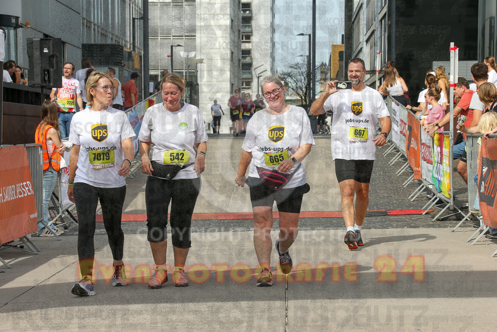 250920_1348_EX1_6710 | Sportfotografie im Rhein-Sieg Kreis, Köln, Bonn, NRW, Rheinland Pfalz, Hessen, etc. Unser Tätigkeitsfeld umfasst den Laufsport vom Volkslauf über den Marathon, Duathlon, Triathon bis zum Ultralauf wie Kölnpfad Ultra oder Schindertrail.
