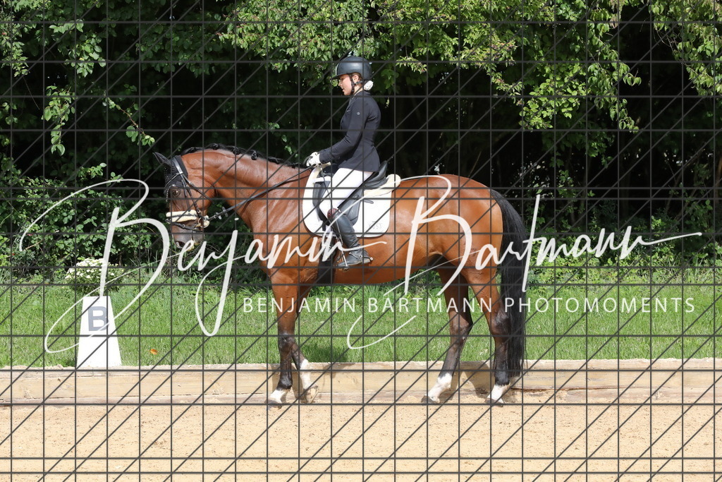 AZ2A2403 | Benjamin Bartmann Photomoments