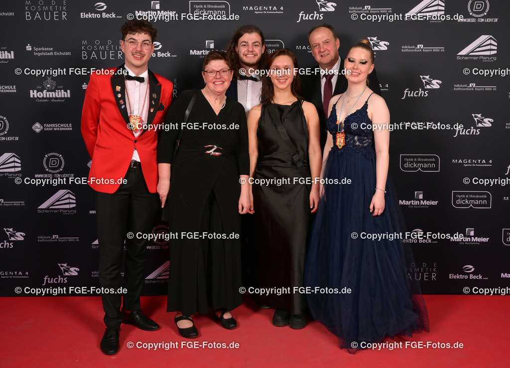 20250209-fge-hofball-0499 | Hofball der FGE am 09.02.2025 im Alten Stadttheater in Eichstätt. - Realisiert mit Pictrs.com