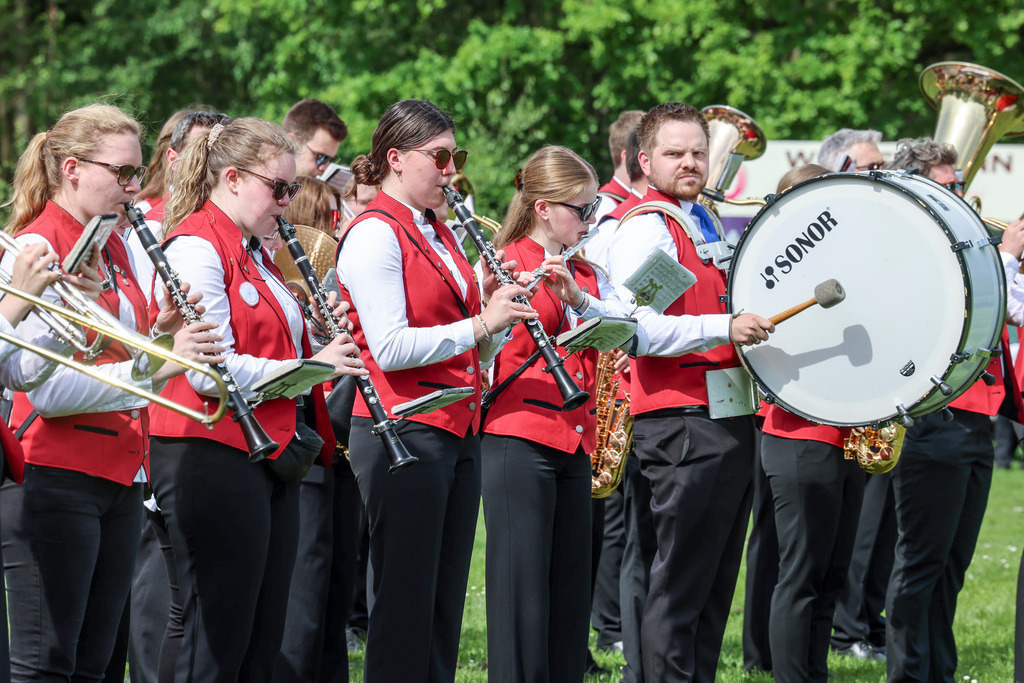 top-top.de 240509-222 | Foto, Video, Fotografie, Videografie, Fotobox, DJ, Discjockey, Musik, Musikbox, Veranstaltung, Photobooth, Amazon, Ebay, Buchtipp, Bestseller, Autor, Verlag, Buch, Wesel, Hamminkeln, NRW, Dinslaken, Rees, Drohne, Hochzeit, Party, Fotobox, Wesel, Fotograf