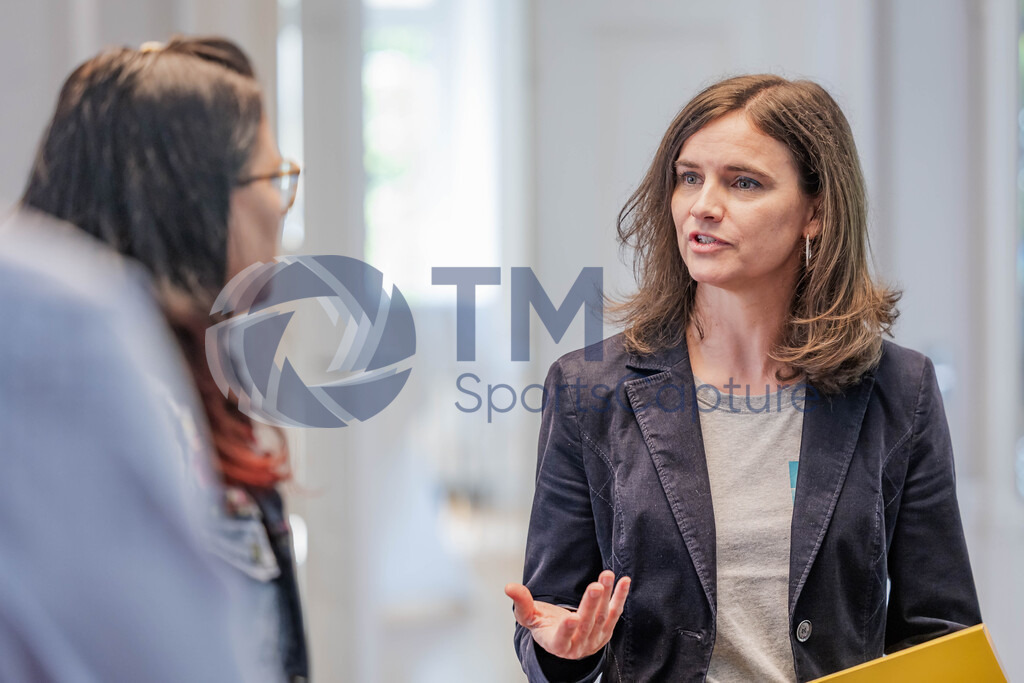 TM-20250605-0005 | Pressetermin mit Landesrätin Sara Schaar, Fachreferent für Jugend Joachim Zmölnig, der Dreikönigsaktion und Katholischen Jungschar.Spiegelsaal, Klagenfurt, Österreich.Copyright: TM Sportscapture/Matthias Trinkl
