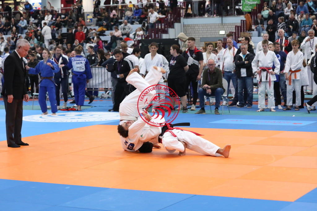 1J7A2860 | Fotos vom Adler Cup - Pictures from Adler Cup

Hier findet Ihr alle Eindrücke und großen Momente der Adler Cup Wochenenden. Here you will find all impressions and great moments of the Adler Cup weekends. - Realisiert mit Pictrs.com