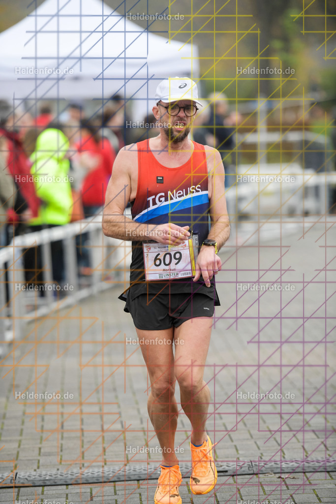 Neusser Erftlauf 2025  | 15km Neusser Erftlauf 2025 Foto: Heldenfoto.de